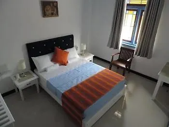 Villa 92 City Stay Kandy Bed & Breakfast